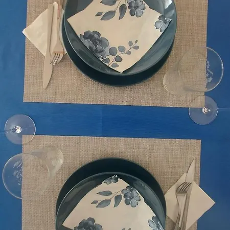 The House Of Nonni Ventura - Beachfront, Ocean View, Wi-fi, Aircon, Swimming Pool * Морро-дель-Хабле