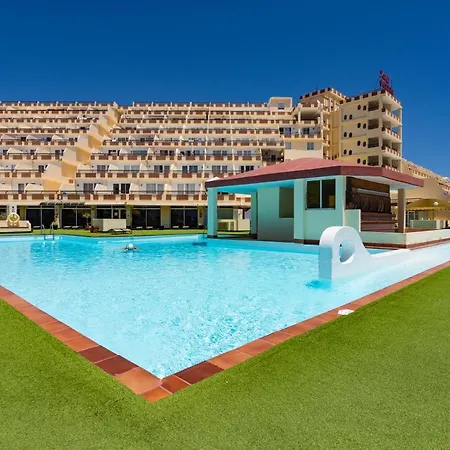 The House Of Nonni Ventura - Beachfront, Ocean View, Wi-fi, Aircon, Swimming Pool Апартаменты Морро-дель-Хабле